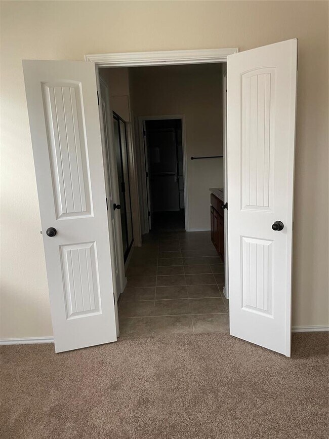 Building Photo - 3473 Pauling Loop