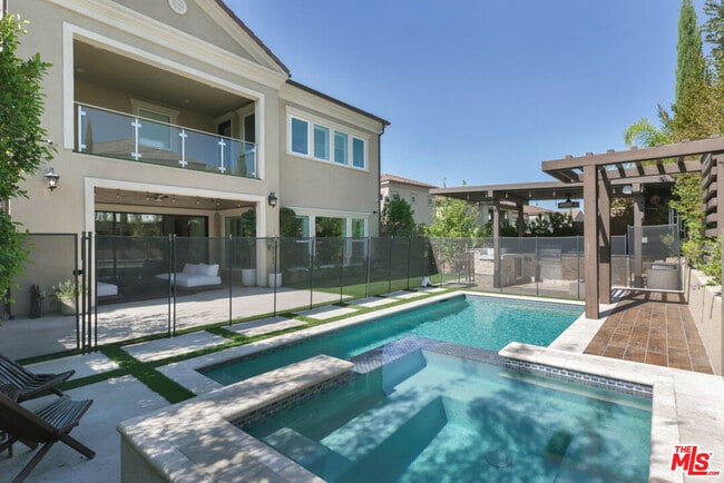 Building Photo - 20559 Wood Rose Ct