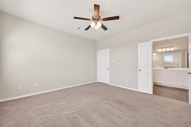 Building Photo - 17727 Chartertree Ln