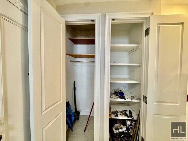 Building Photo - Gorgeous gut renovated 2 bed/2 bath spacious coop with parking included for rent.