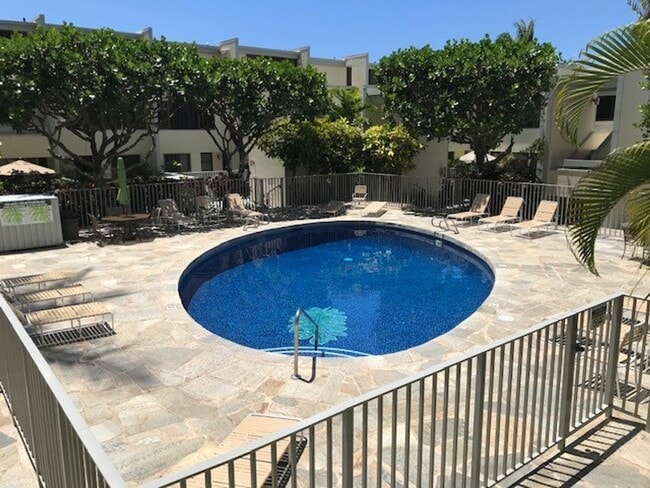Building Photo - $3,400, Plaza HI Kai Condo, Furnished 2-Be...