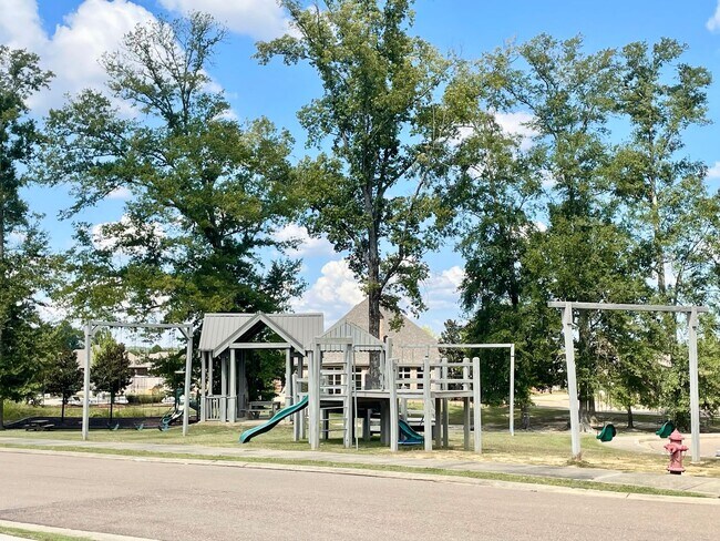 Building Photo - 4/2 for Rent in Brandon 042!!
