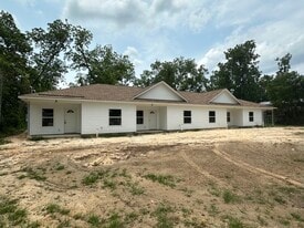 Building Photo - 1205 Winona Ave