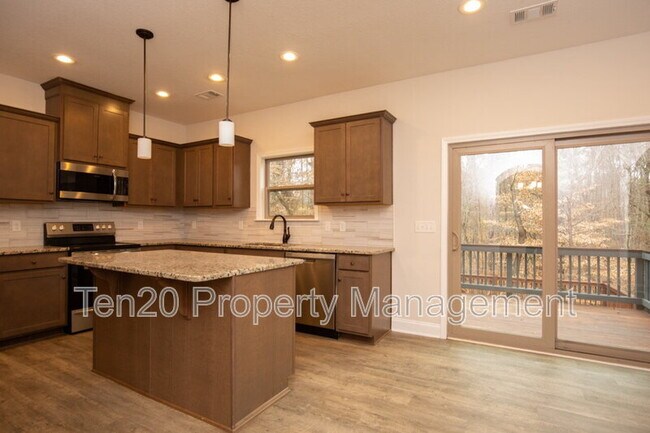 Building Photo - 9843 N Ivy Park Dr