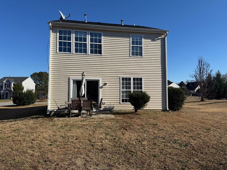 Building Photo - 109 Weststone Blvd