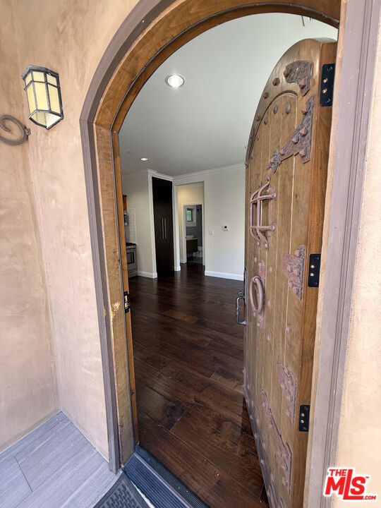 Building Photo - 735 S Citrus Ave