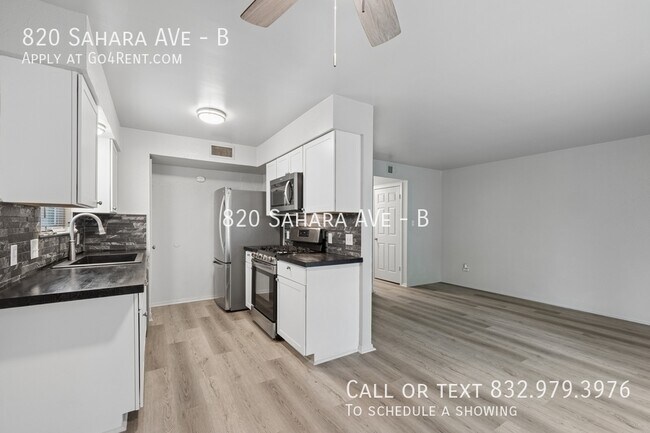 Building Photo - 820 Sahara Ave