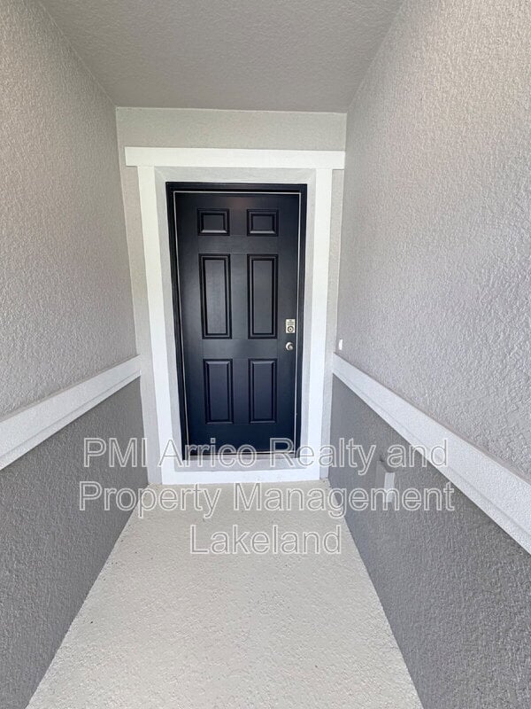 Building Photo - 5537 Crk Hvn Wy