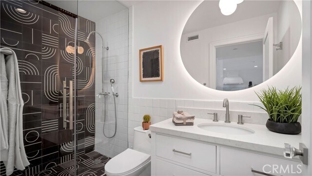 Building Photo - 1351 Seward St