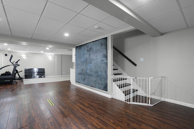 Building Photo - 552 Winter Bluff Dr