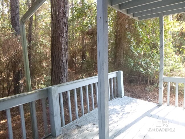 Building Photo - 600 Cheshire Ln