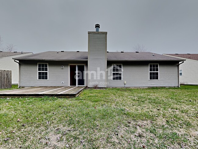 Building Photo - 432 E Pine Ridge Dr