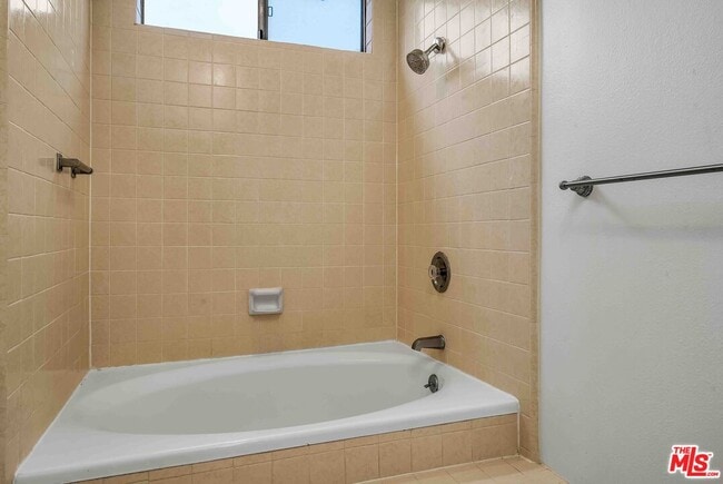 Building Photo - 1655 Selby Ave