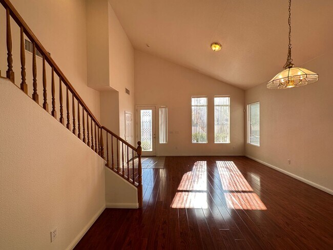 Building Photo - RHODES RANCH