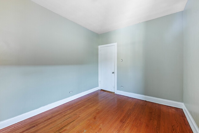 Building Photo - 6147 S Keeler Ave