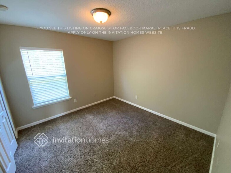 Building Photo - 164 Thornloe Dr