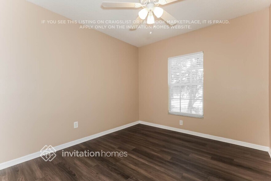 Building Photo - 721 Star Pointe Dr