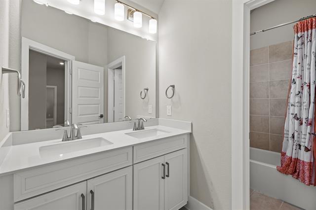Building Photo - 2201 Cherrybark Trl