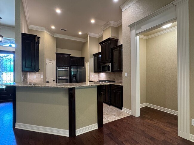Building Photo - 11248 Fox Trail