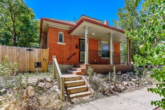 Building Photo - 3027 Hooker St
