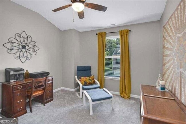 Building Photo - 307 Lakeside Ln