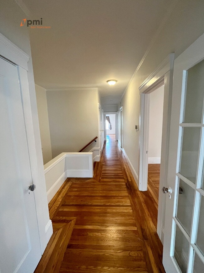 Building Photo - Charming 2br, 1ba Apartment in Lower Pacific Heights w/ Downtown Views