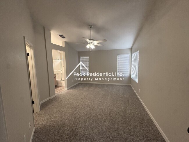 Building Photo - 10846 Basie Way
