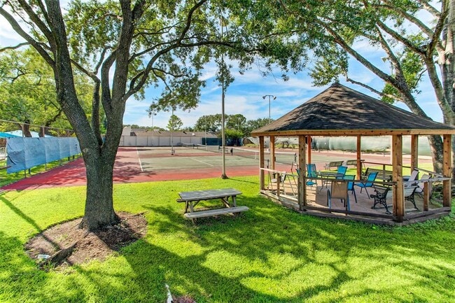 Building Photo - 10806 Wickersham Ln