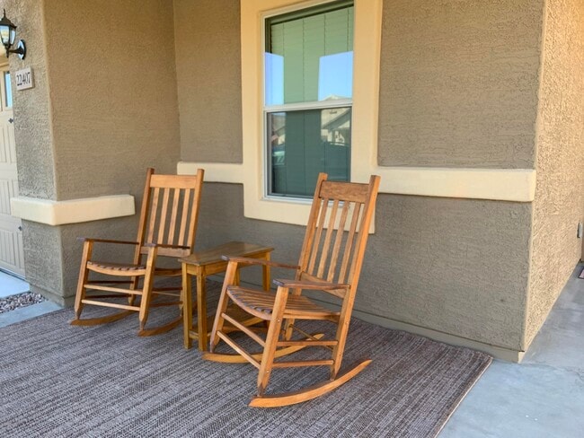 Building Photo - 22407 W Morning Glory St