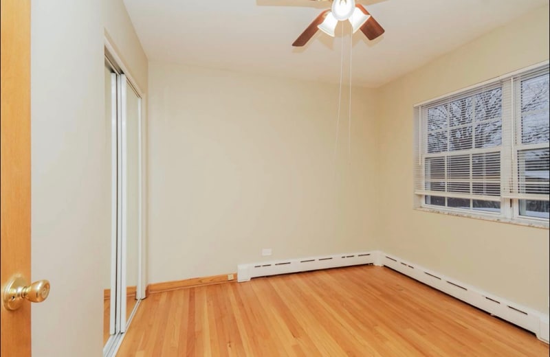 Building Photo - 129 E Central Ave