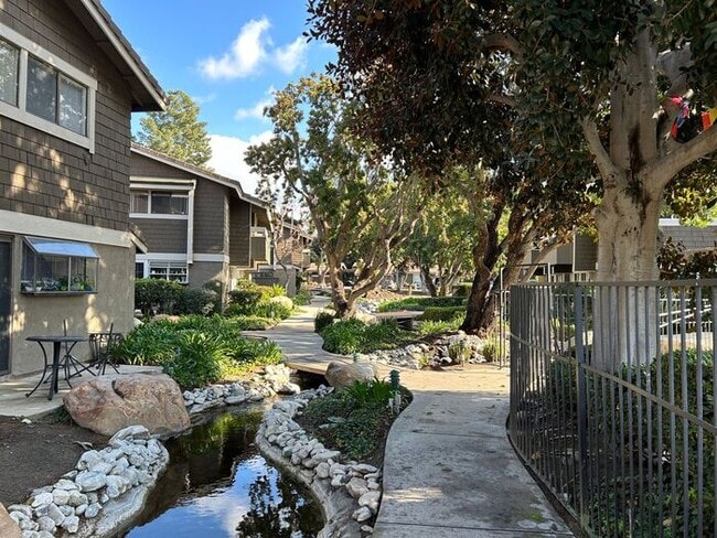 Building Photo - GREAT 1BD 1BA CONDO FOR LEASE!