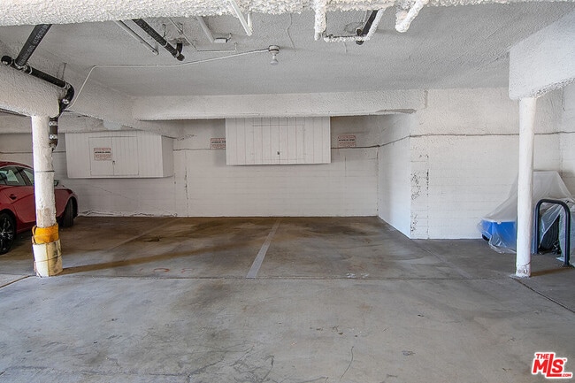 Building Photo - 1730 Camden Ave