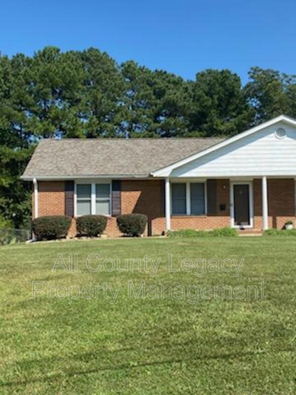 Building Photo - 3132b Dove Ct SW