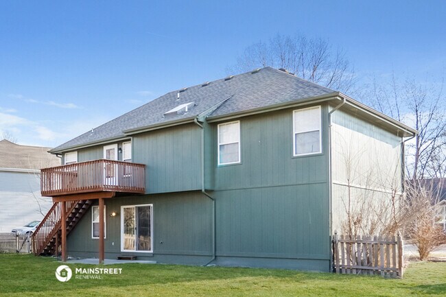 Building Photo - 618 Canter St