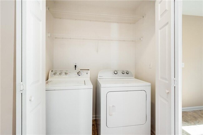 Building Photo - 4209 Zephyrhills Dr