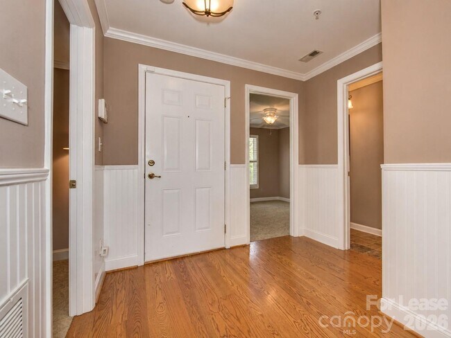Building Photo - 18521 Harborside Dr