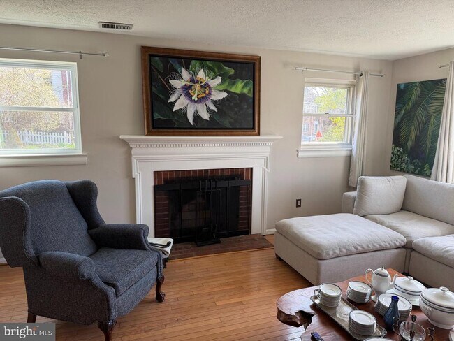 Building Photo - 2101 N Nottingham St