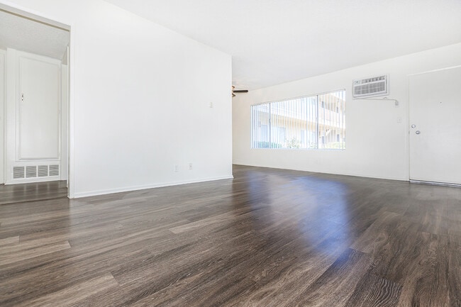 Building Photo - Orleans Apartment Homes