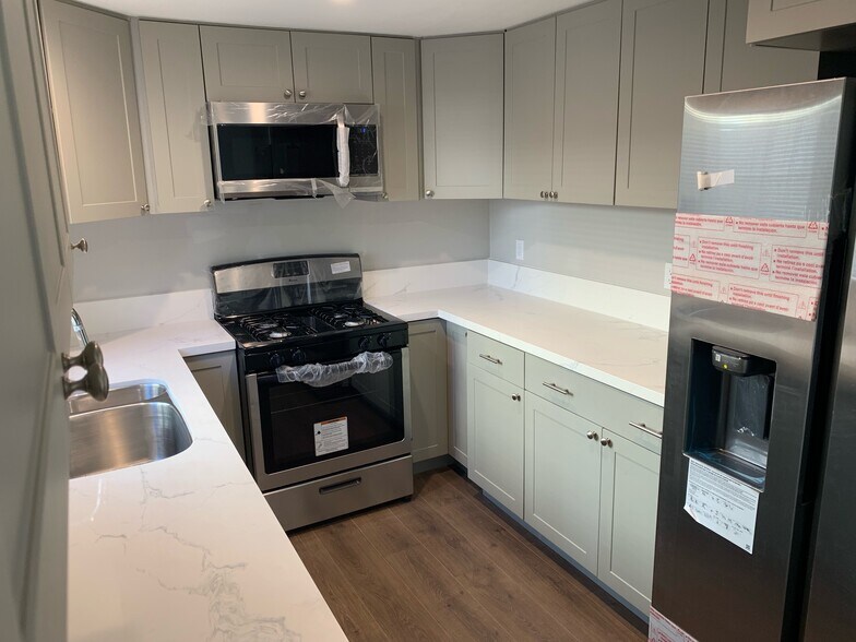 Kitchen - 419 California St