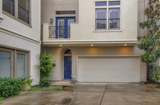 Primary Photo - 5408 Rose St