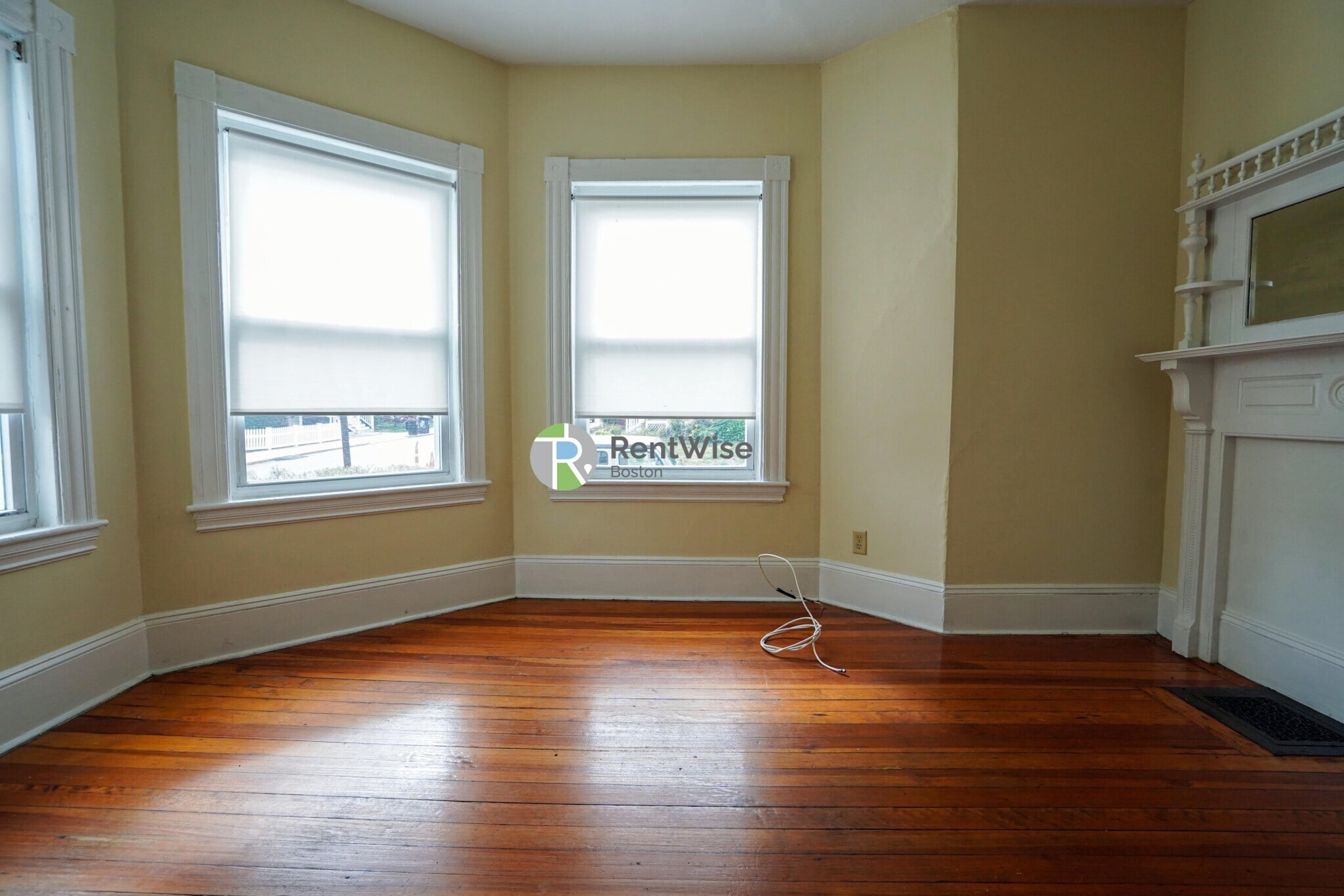 Building Photo - 88 Gardena St