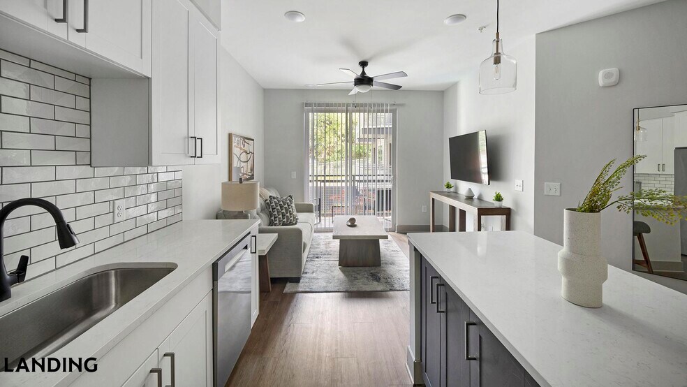 Building Photo - 1310 Hillside Ave