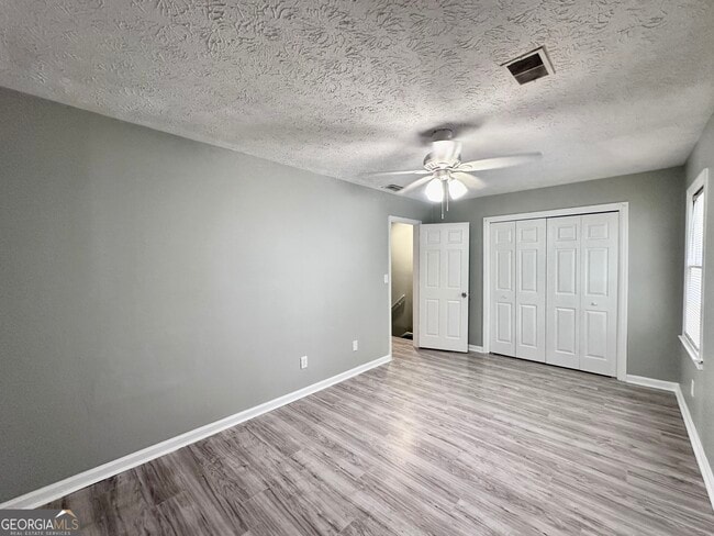 Building Photo - 292 Timber Creek Ln SW