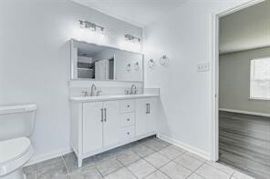 Building Photo - 7027 Parkford Meadow Dr