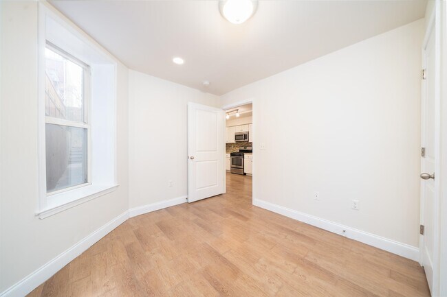 Building Photo - 149 Webster Ave