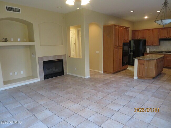 Building Photo - 7748 E Manana Dr