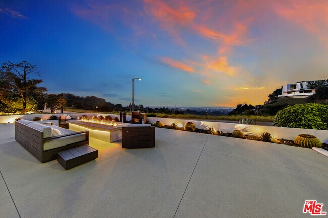 Building Photo - 3144 Corda Dr