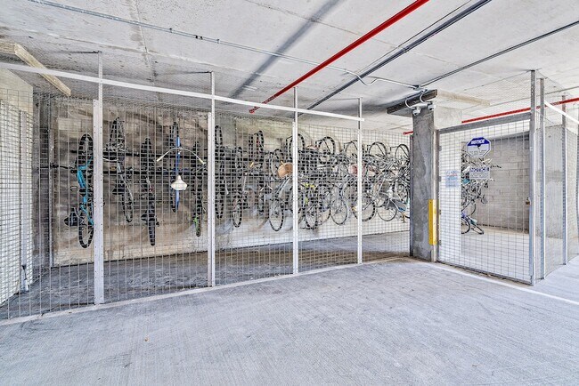 Building Photo - 550 Okeechobee Blvd