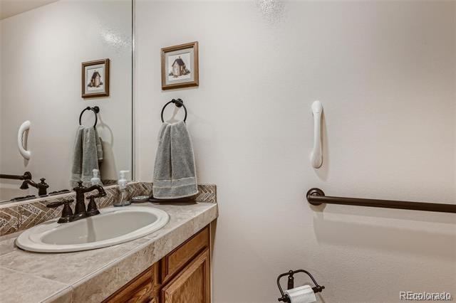 Building Photo - 7602 S Cove Cir