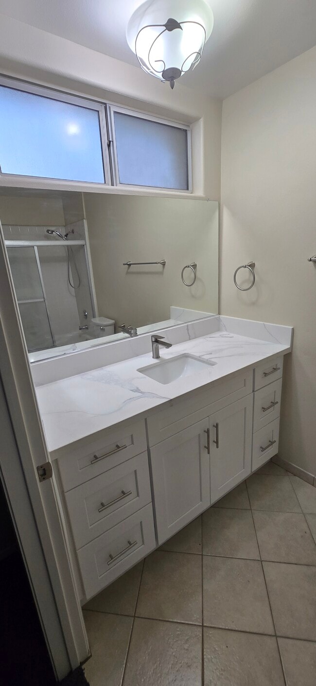 2nd bathroom has been completely updated with new vanity, new Quartz countertop, new sink, new 1-han - 14365 Foothill Blvd